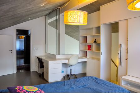 Casa de condomínio à venda com 458m², 5 quartos e 4 vagas Casa de condomínio à venda com 458m², 5 quartos e 4 vagasSuíte 5