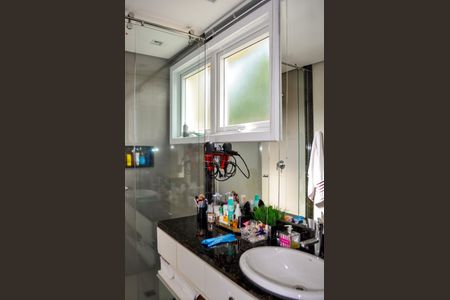 Casa de condomínio à venda com 458m², 5 quartos e 4 vagas Casa de condomínio à venda com 458m², 5 quartos e 4 vagasBanheiro/Suíte 3