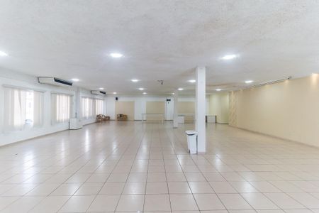 Apartamento para alugar com 123m², 2 quartos e 2 vagas Apartamento para alugar com 123m², 2 quartos e 2 vagasÁrea comum - Salão de festas