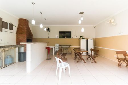 Apartamento para alugar com 123m², 2 quartos e 2 vagas Apartamento para alugar com 123m², 2 quartos e 2 vagasÁrea comum - Churrasqueira