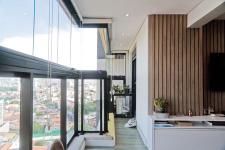 Apartamento à venda com 55m², 2 quartos e 1 vaga Apartamento à venda com 55m², 2 quartos e 1 vagaVaranda