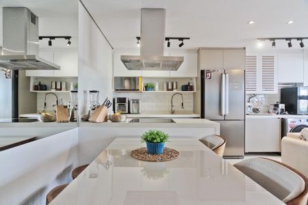 Apartamento à venda com 55m², 2 quartos e 1 vaga Apartamento à venda com 55m², 2 quartos e 1 vagaCozinha