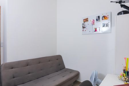 Casa à venda com 140m², 4 quartos e 2 vagas Casa à venda com 140m², 4 quartos e 2 vagasQuarto