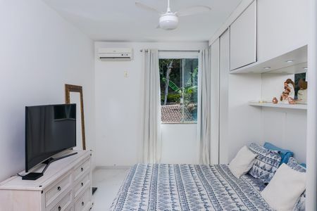 Casa à venda com 140m², 4 quartos e 2 vagas Casa à venda com 140m², 4 quartos e 2 vagasSuíte 3