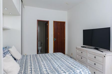 Casa à venda com 140m², 4 quartos e 2 vagas Casa à venda com 140m², 4 quartos e 2 vagasSuíte 3