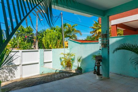 Casa à venda com 140m², 4 quartos e 2 vagas Casa à venda com 140m², 4 quartos e 2 vagasÁrea Externa