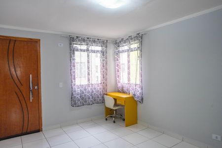 Sala de apartamento para alugar com 2 quartos, 50m² em Casa Grande, Diadema