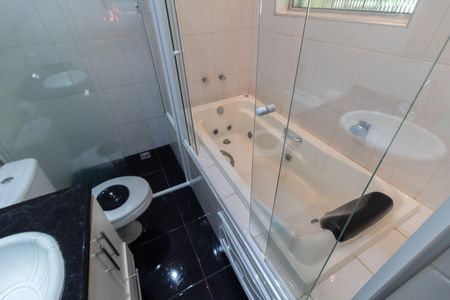 Casa para alugar com 5000m², 4 quartos e 10 vagas Casa para alugar com 5000m², 4 quartos e 10 vagasBanheiro Suíte