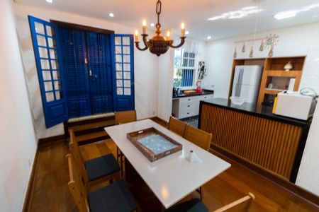 Casa para alugar com 5000m², 4 quartos e 10 vagas Casa para alugar com 5000m², 4 quartos e 10 vagasCopa