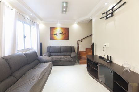 Sala de casa de condomínio à venda com 3 quartos, 120m² em Chácara Seis de Outubro, São Paulo