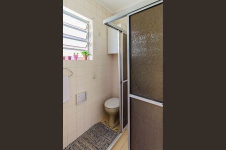 Casa à venda com 160m², 3 quartos e 1 vaga Casa à venda com 160m², 3 quartos e 1 vagaBanheiro Casa dos Fundos