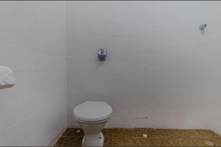 Casa à venda com 160m², 3 quartos e 1 vaga Casa à venda com 160m², 3 quartos e 1 vagaBanheiro Social