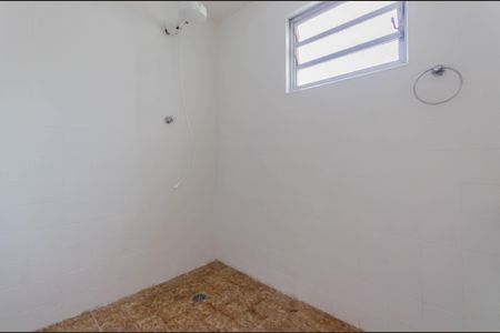Casa à venda com 160m², 3 quartos e 1 vaga Casa à venda com 160m², 3 quartos e 1 vagaBanheiro da Suíte