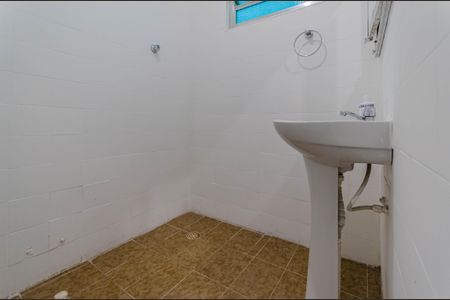 Casa à venda com 160m², 3 quartos e 1 vaga Casa à venda com 160m², 3 quartos e 1 vagaBanheiro Social