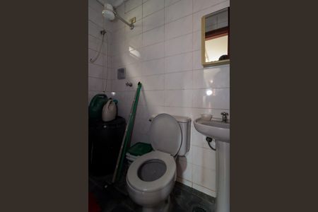 Casa à venda com 500m², 4 quartos e 3 vagas Casa à venda com 500m², 4 quartos e 3 vagasÁrea de Serviço