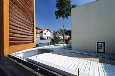 Casa à venda com 500m², 4 quartos e 3 vagas Casa à venda com 500m², 4 quartos e 3 vagasQuarto 2