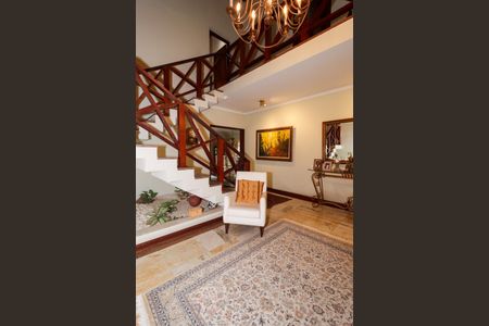 Casa à venda com 500m², 4 quartos e 3 vagas Casa à venda com 500m², 4 quartos e 3 vagasSala de Entrada