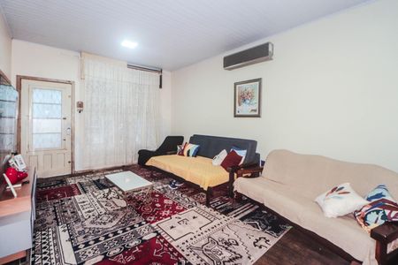 Casa para alugar com 242m², 2 quartos e 2 vagas Casa para alugar com 242m², 2 quartos e 2 vagasSala