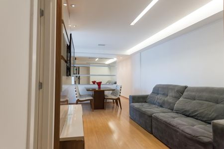 Apartamento à venda com 77m², 2 quartos e 2 vagas Apartamento à venda com 77m², 2 quartos e 2 vagasSala