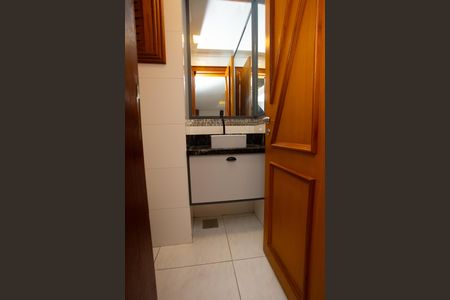 Apartamento para alugar com 400m², 3 quartos e 1 vaga Apartamento para alugar com 400m², 3 quartos e 1 vagaBanheiro Social 2