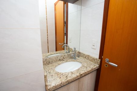 Apartamento para alugar com 400m², 3 quartos e 1 vaga Apartamento para alugar com 400m², 3 quartos e 1 vagaBanheiro Social 2