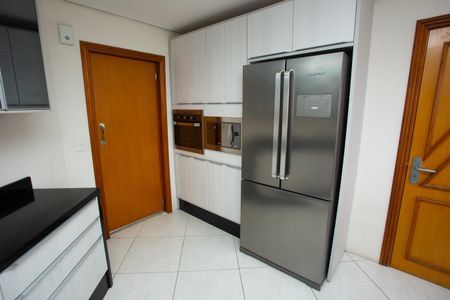 Apartamento para alugar com 400m², 3 quartos e 1 vaga Apartamento para alugar com 400m², 3 quartos e 1 vagaCozinha