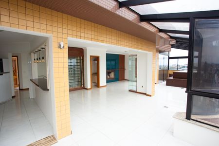 Apartamento para alugar com 400m², 3 quartos e 1 vaga Apartamento para alugar com 400m², 3 quartos e 1 vagaÁrea comum