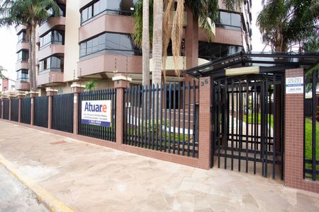 Apartamento para alugar com 400m², 3 quartos e 1 vaga Apartamento para alugar com 400m², 3 quartos e 1 vagaFachada