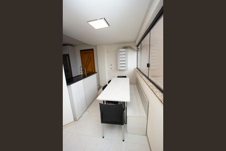 Apartamento para alugar com 400m², 3 quartos e 1 vaga Apartamento para alugar com 400m², 3 quartos e 1 vagaCozinha