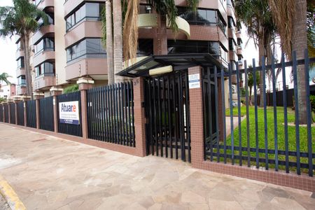 Apartamento para alugar com 400m², 3 quartos e 1 vaga Apartamento para alugar com 400m², 3 quartos e 1 vagaFachada