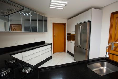 Apartamento para alugar com 400m², 3 quartos e 1 vaga Apartamento para alugar com 400m², 3 quartos e 1 vagaCozinha