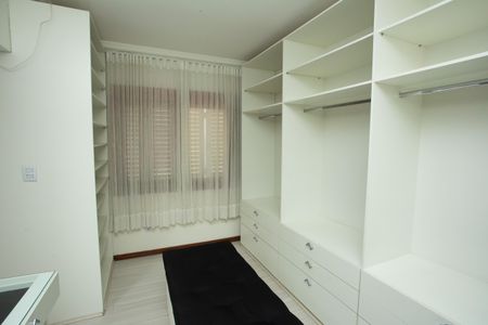 Apartamento para alugar com 400m², 3 quartos e 1 vaga Apartamento para alugar com 400m², 3 quartos e 1 vagaCloset/Suíte