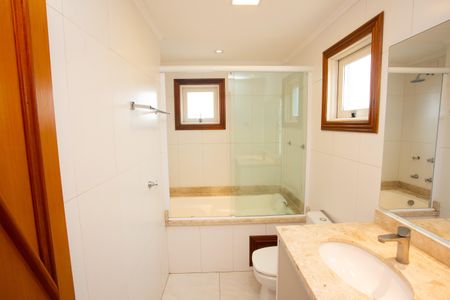 Apartamento para alugar com 400m², 3 quartos e 1 vaga Apartamento para alugar com 400m², 3 quartos e 1 vagaBanheiro/Suíte