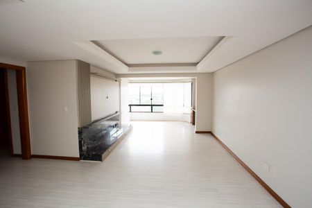 Apartamento para alugar com 400m², 3 quartos e 1 vaga Apartamento para alugar com 400m², 3 quartos e 1 vagaSala