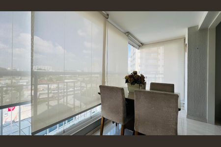 Apartamento à venda com 72m², 2 quartos e 1 vaga Apartamento à venda com 72m², 2 quartos e 1 vagaSala