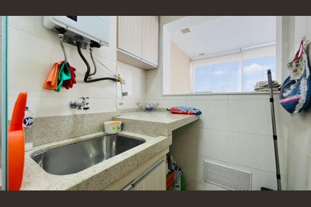 Apartamento à venda com 72m², 2 quartos e 1 vaga Apartamento à venda com 72m², 2 quartos e 1 vagaCozinha/Área de Serviço