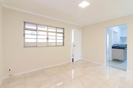 Apartamento para alugar com 74m², 2 quartos e sem vaga Apartamento para alugar com 74m², 2 quartos e sem vagaSala