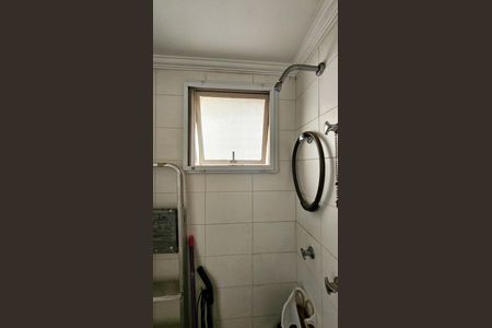 Apartamento à venda com 98m², 3 quartos e 2 vagas Apartamento à venda com 98m², 3 quartos e 2 vagasBanheiro de Serviço