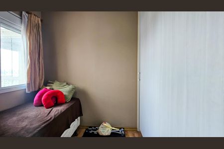 Apartamento à venda com 98m², 3 quartos e 2 vagas Apartamento à venda com 98m², 3 quartos e 2 vagasQuarto 2