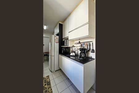 Apartamento à venda com 98m², 3 quartos e 2 vagas Apartamento à venda com 98m², 3 quartos e 2 vagasCozinha