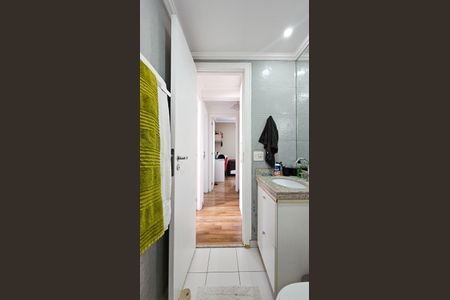 Apartamento à venda com 98m², 3 quartos e 2 vagas Apartamento à venda com 98m², 3 quartos e 2 vagasBanheiro
