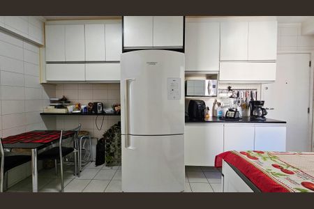 Apartamento à venda com 98m², 3 quartos e 2 vagas Apartamento à venda com 98m², 3 quartos e 2 vagasCozinha