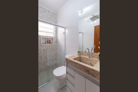 Casa à venda com 150m², 3 quartos e 2 vagas Casa à venda com 150m², 3 quartos e 2 vagasBanheiro 2