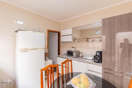 Casa à venda com 150m², 3 quartos e 2 vagas Casa à venda com 150m², 3 quartos e 2 vagasCozinha