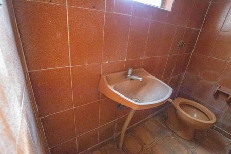 Casa para alugar com 50m², 1 quarto e sem vaga Casa para alugar com 50m², 1 quarto e sem vagaBanheiro