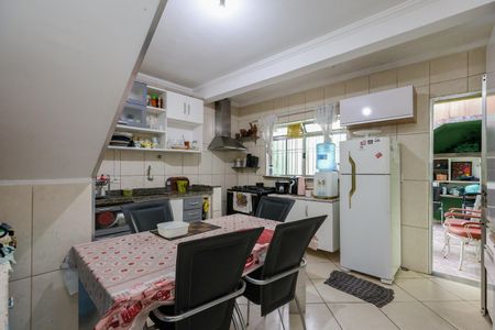 Casa para alugar com 125m², 2 quartos e 1 vaga Casa para alugar com 125m², 2 quartos e 1 vagaCozinha