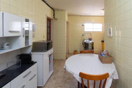 Apartamento à venda com 134m², 3 quartos e 2 vagas Apartamento à venda com 134m², 3 quartos e 2 vagasCozinha