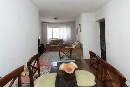 Apartamento à venda com 134m², 3 quartos e 2 vagas Apartamento à venda com 134m², 3 quartos e 2 vagasSala