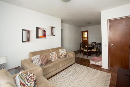 Apartamento à venda com 134m², 3 quartos e 2 vagas Apartamento à venda com 134m², 3 quartos e 2 vagasSala