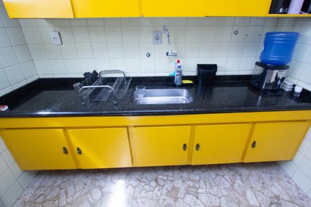 Apartamento à venda com 134m², 3 quartos e 2 vagas Apartamento à venda com 134m², 3 quartos e 2 vagasCozinha